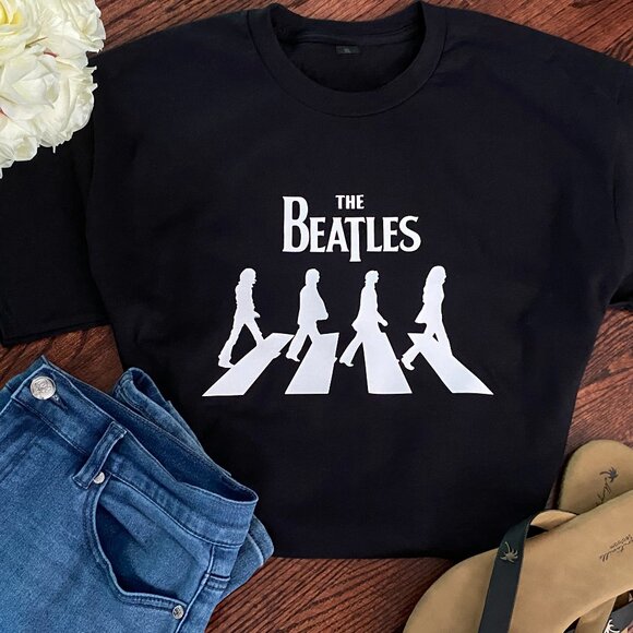 Gildan Tops - The Beatles T-shirt Abbey Road Crosswalk T-shirt Size L Large New Handmade